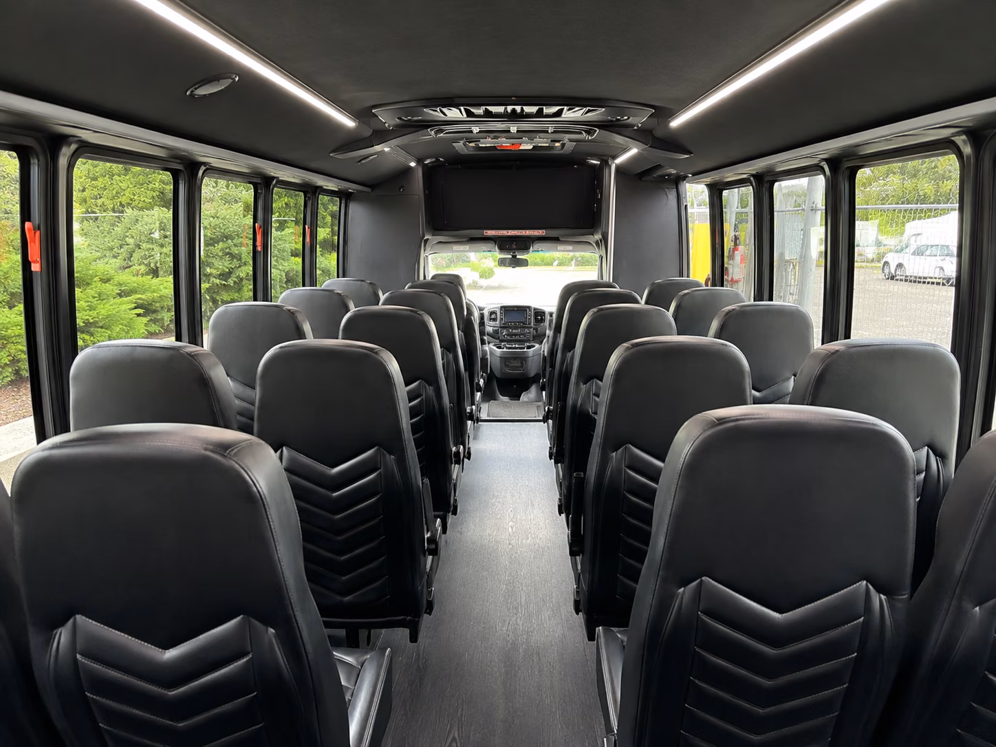 airport transfers between bur stevenson ranch and castaic