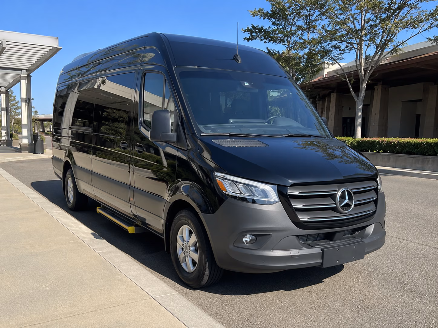 downtown santa clarita concert transportation