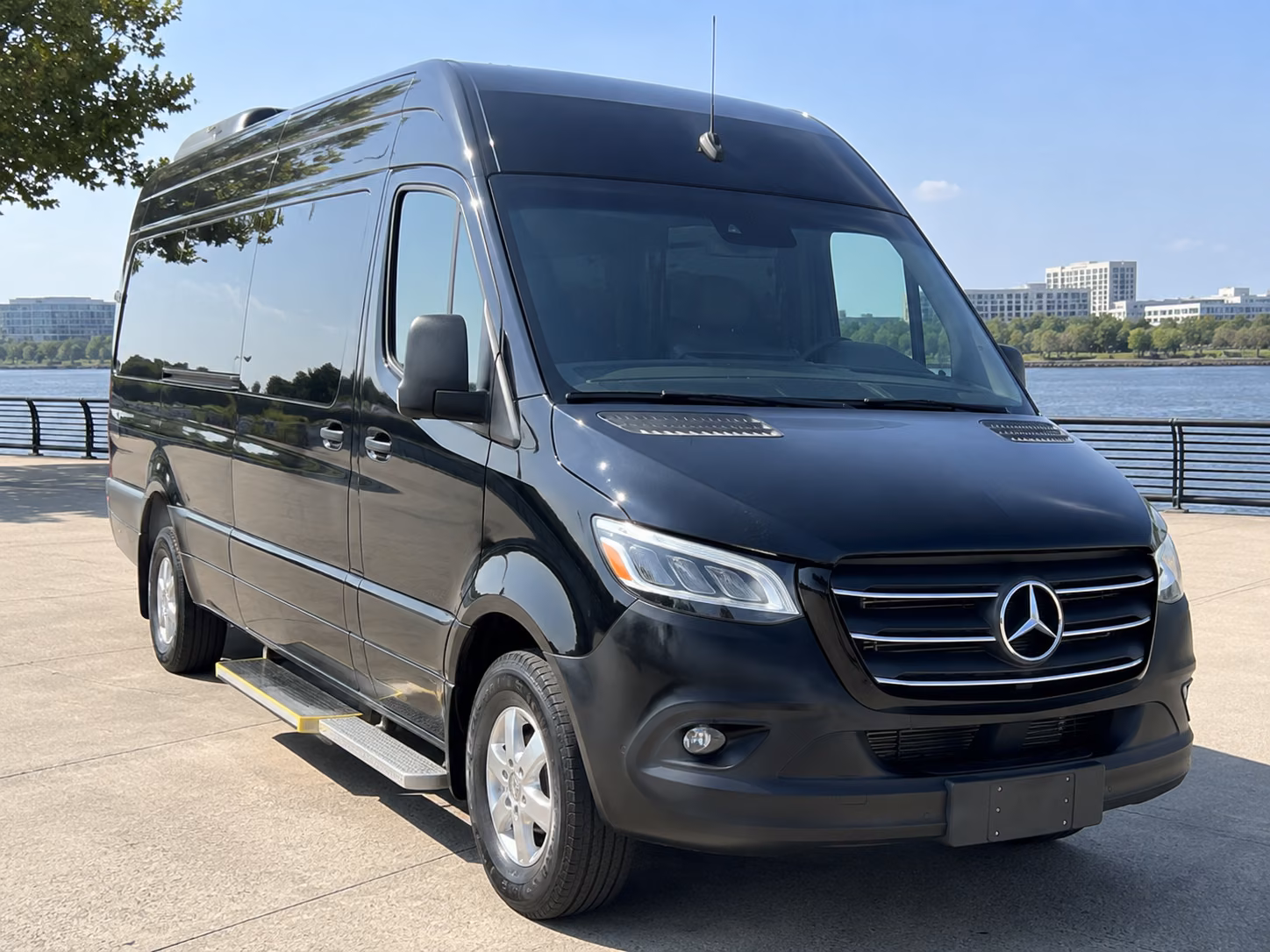 santa clarita bus rentals for california road trips and utah travel