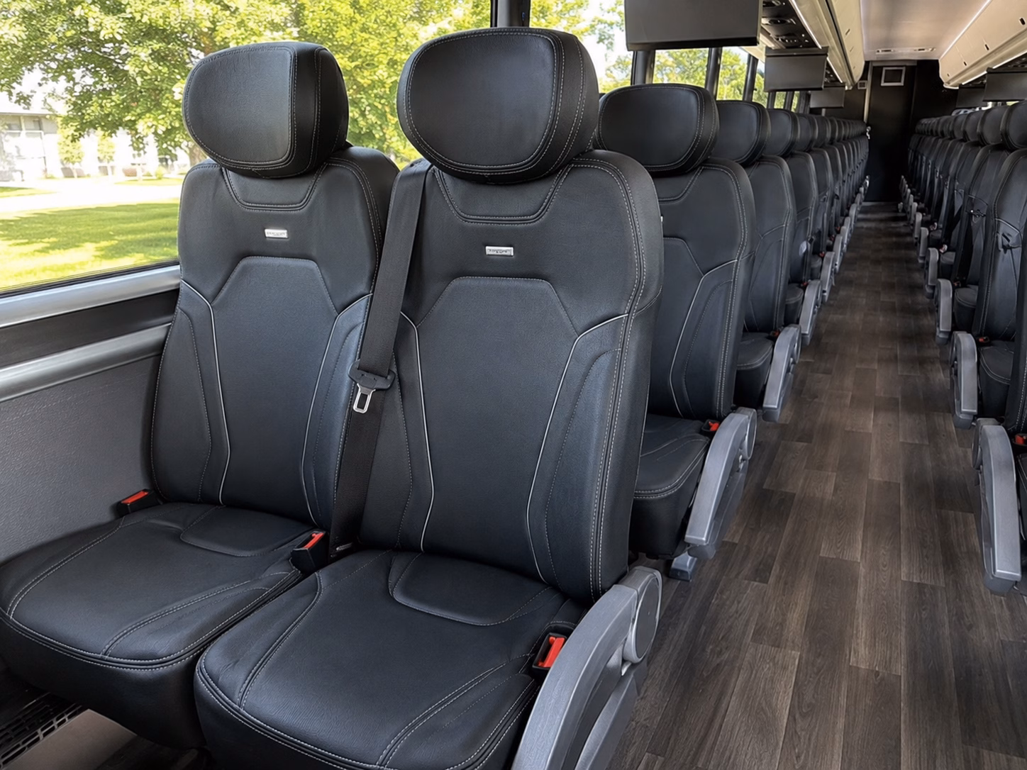 santa clarita charter bus tours to santa monica mountains national recreation area and zion national park